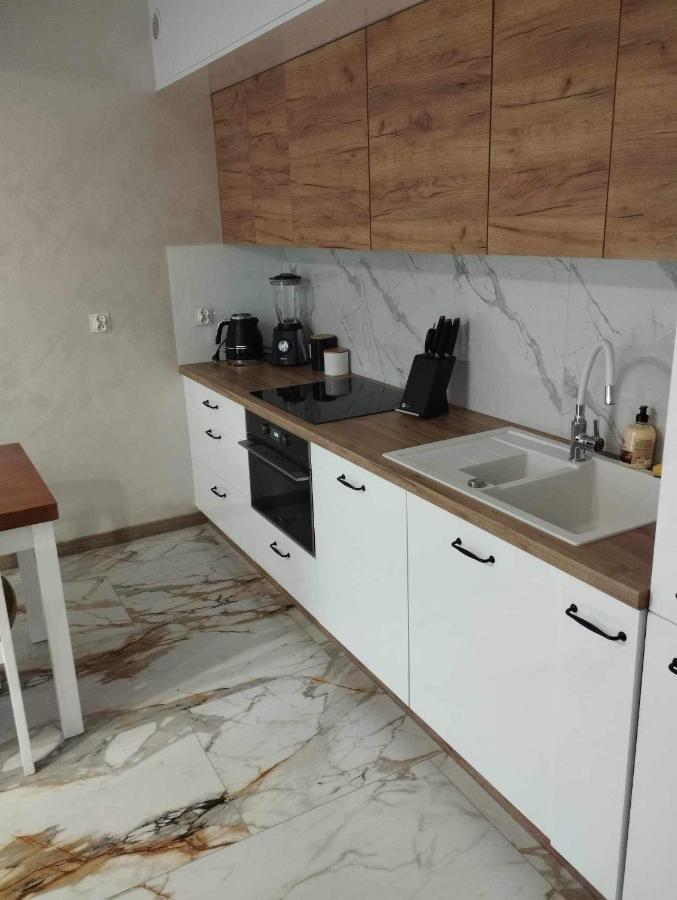 12/2 Apartment